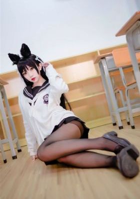 帮娇妻找粗壮男人玩3p电影